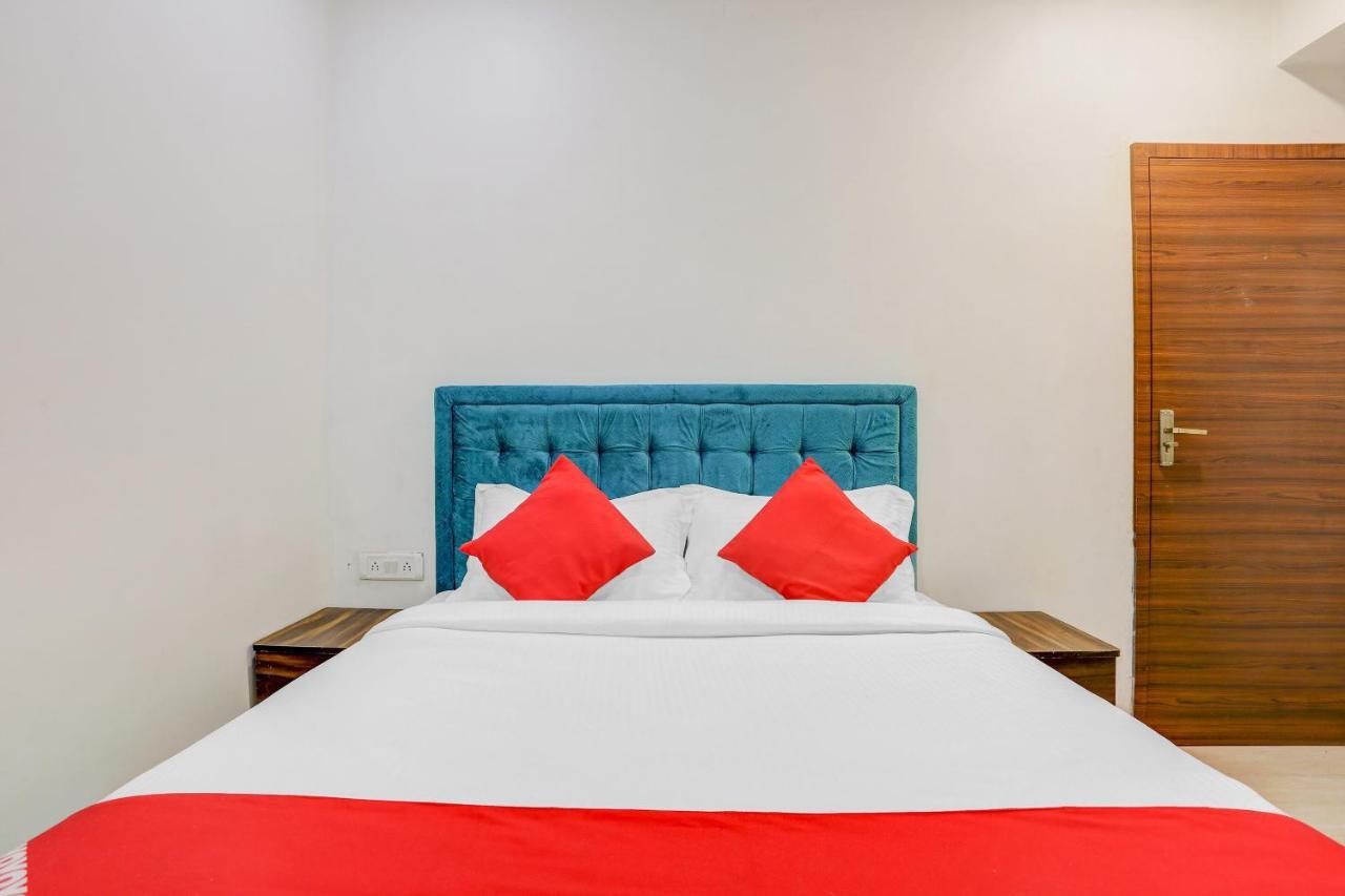 O Yashoda Residency Bombay